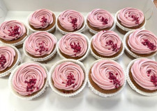 Vegansk / Laktosefri Cupcake m/hindbær 